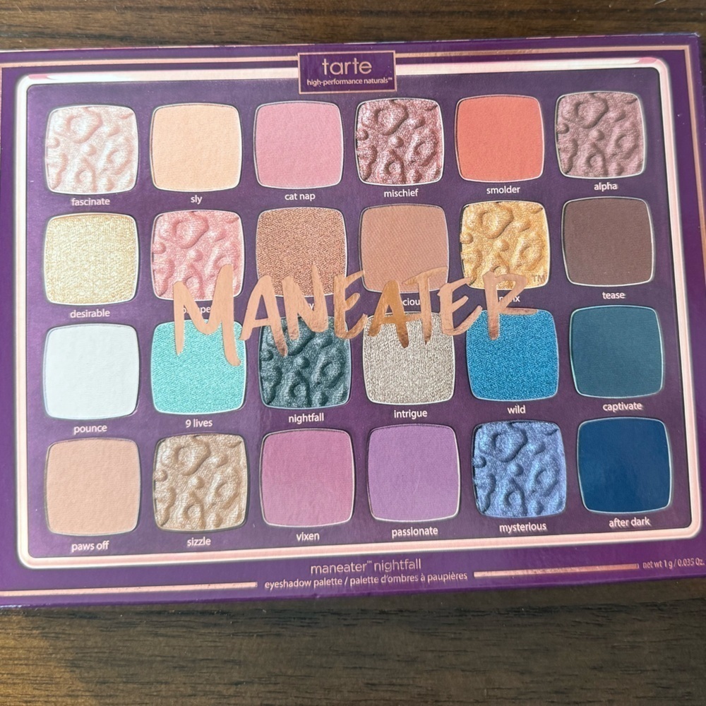 TARTE- Maneater Nightfall Eyeshadow Palette - Picture 8 of 9